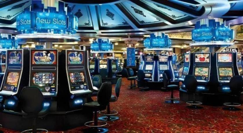 Ameristar Casino Hotel Kansas City Extérieur photo